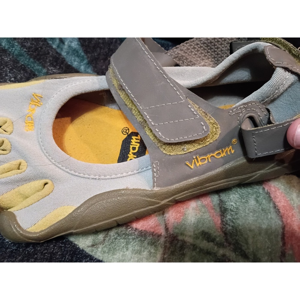 Vibram FiveFingers Classic Barefoot Shoes Womens 5.5-6 EU 36 Gray Yellow - Picture 4 of 7